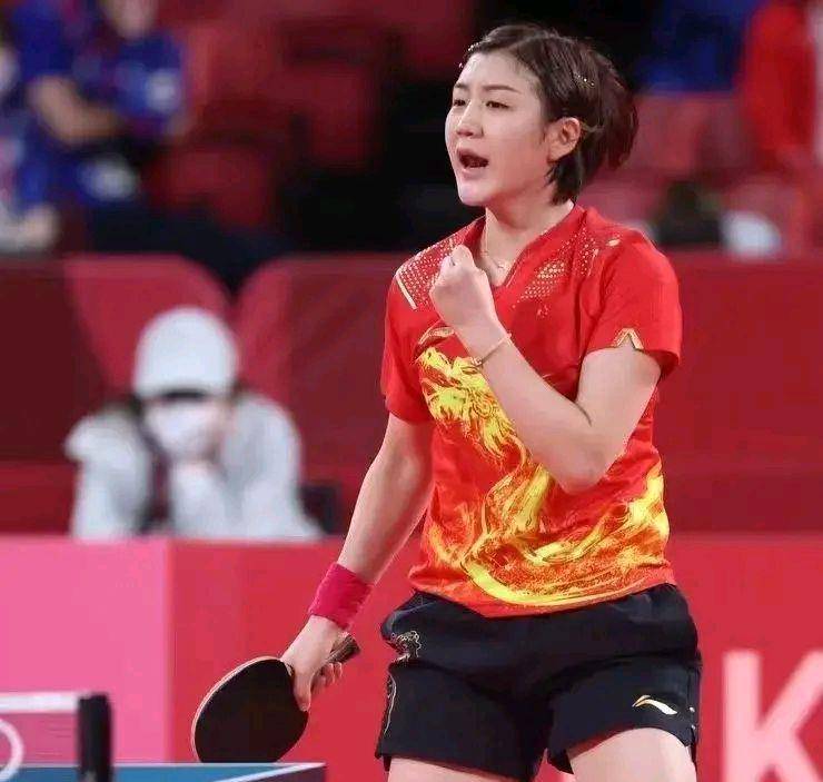 冠赛场上一 冠赛场上一