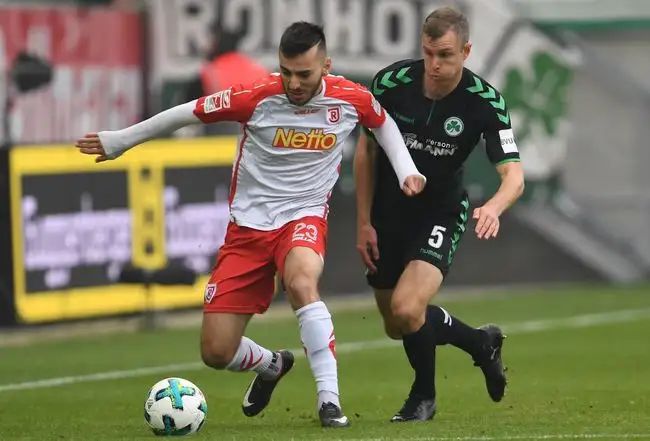 能屡屡命中 能屡屡命中