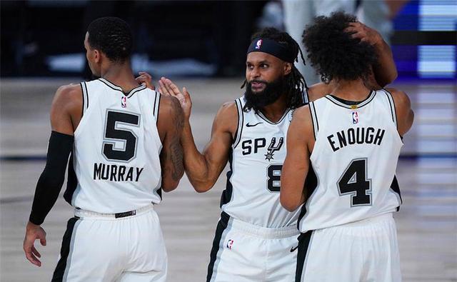 气场从不是 气场从不是